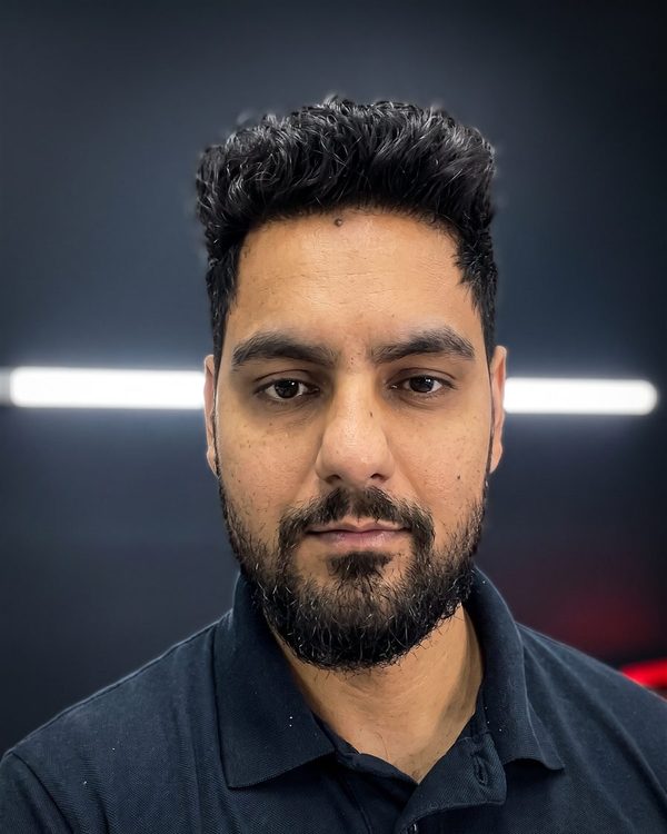 Pinder, manager at VIP Glass